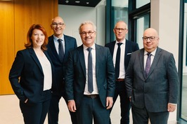Gruppenfoto der Geschäftsführung